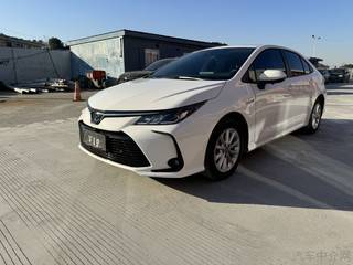 丰田卡罗拉 双擎 1.8L 自动 先锋版 