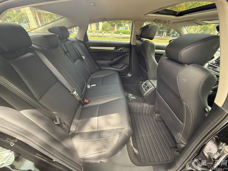 本田雅阁 2021款 1.5T 自动 260TURBO豪华·星空限量版 (国Ⅵ) 