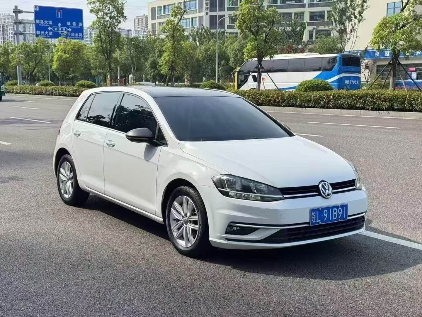 大众高尔夫 2018款 1.4T 自动 汽油 280TSI旗舰型 价格0万 