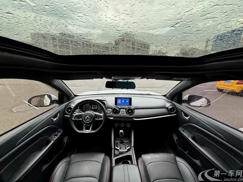 东风风光风光500 2021款 1.5L 自动 优享型 (国Ⅵ) 