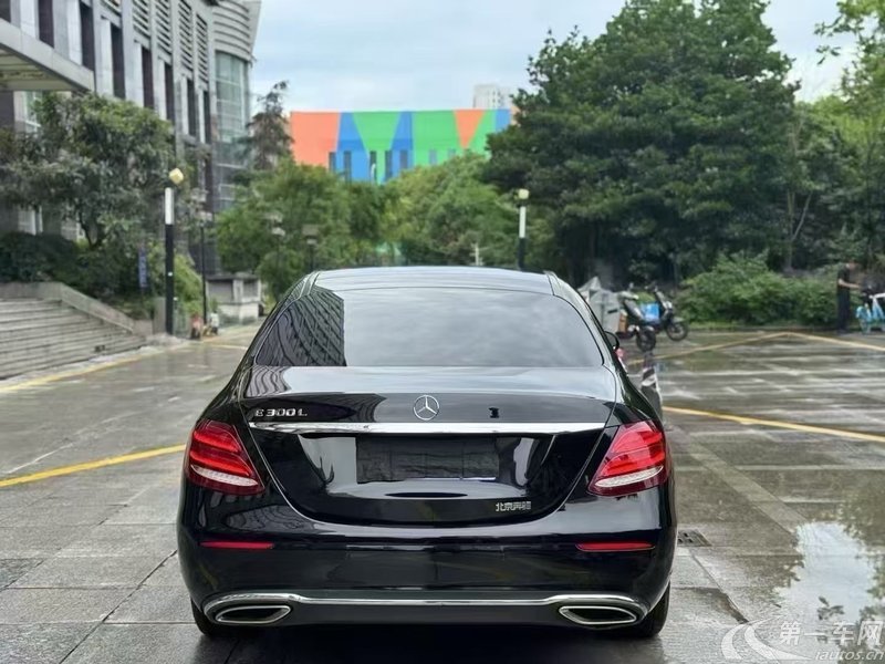 奔驰E级 E300L 2018款 2.0T 自动 汽油 豪华型改款 (国Ⅴ) 