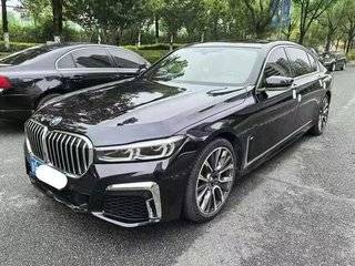 宝马7系 740Li 3.0T 自动 领先型M运动套装 