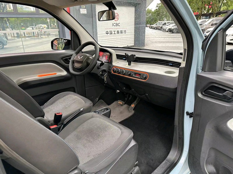 五菱宏光MINI EV 2020款 自动 悦享款磷酸铁锂 纯电动价格0万 