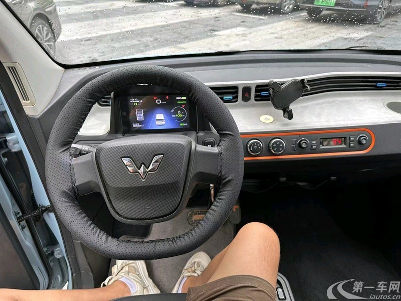 五菱宏光MINI EV 2020款 自动 悦享款磷酸铁锂 纯电动 