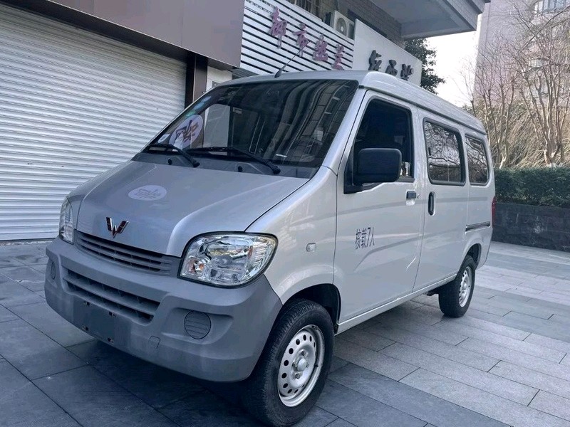 五菱之光 2018款 1.2L 手动 5座 实用型 价格0万