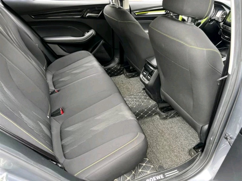 荣威i5 2019款 1.5L 手动 4G互联朗豪版 价格0万 