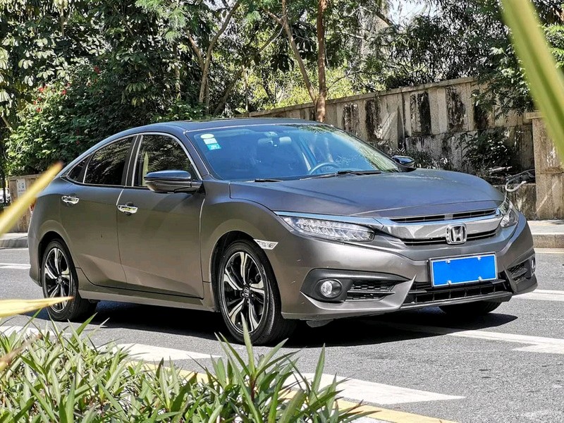 本田思域 2017款 1.0T 手动 舒适版180TURBO 价格0万 