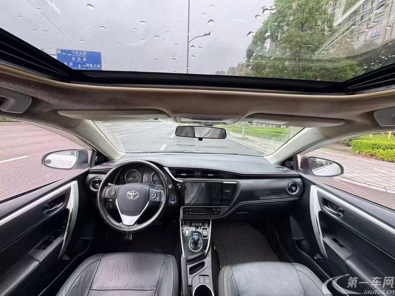 丰田卡罗拉双擎E+ 2019款 1.8L 自动 豪华版 (国Ⅴ) 