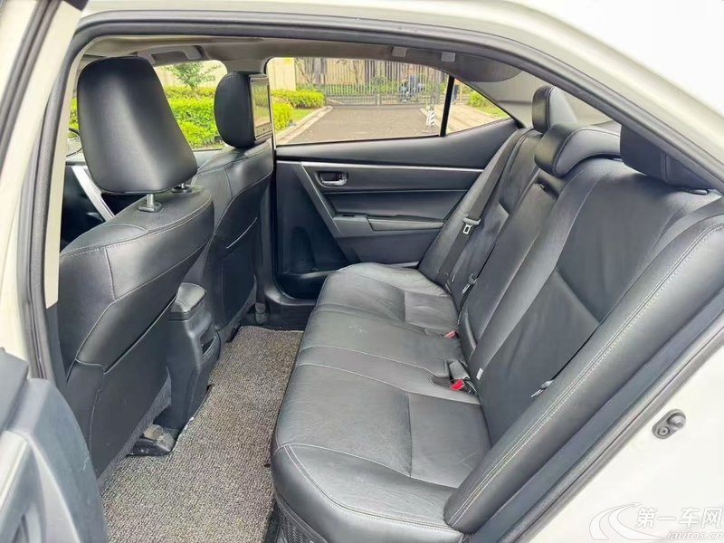 丰田卡罗拉双擎E+ 2019款 1.8L 自动 豪华版 (国Ⅴ) 