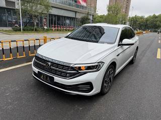 速腾 1.5T 300TSI超越版 