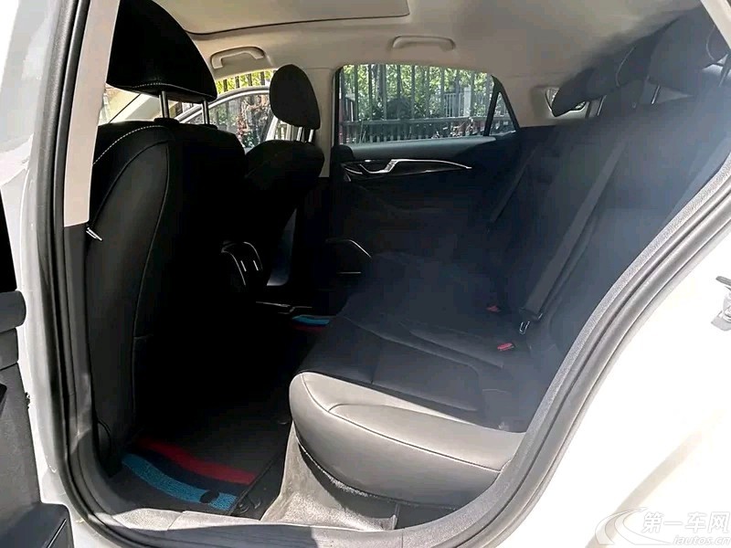 奔腾B70 2021款 2.0T 自动 智享型 (国Ⅵ) 