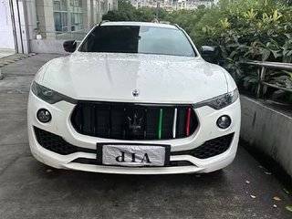 玛莎拉蒂Levante 3.0T 