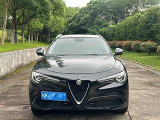 阿尔法罗密欧Stelvio 2.0T 