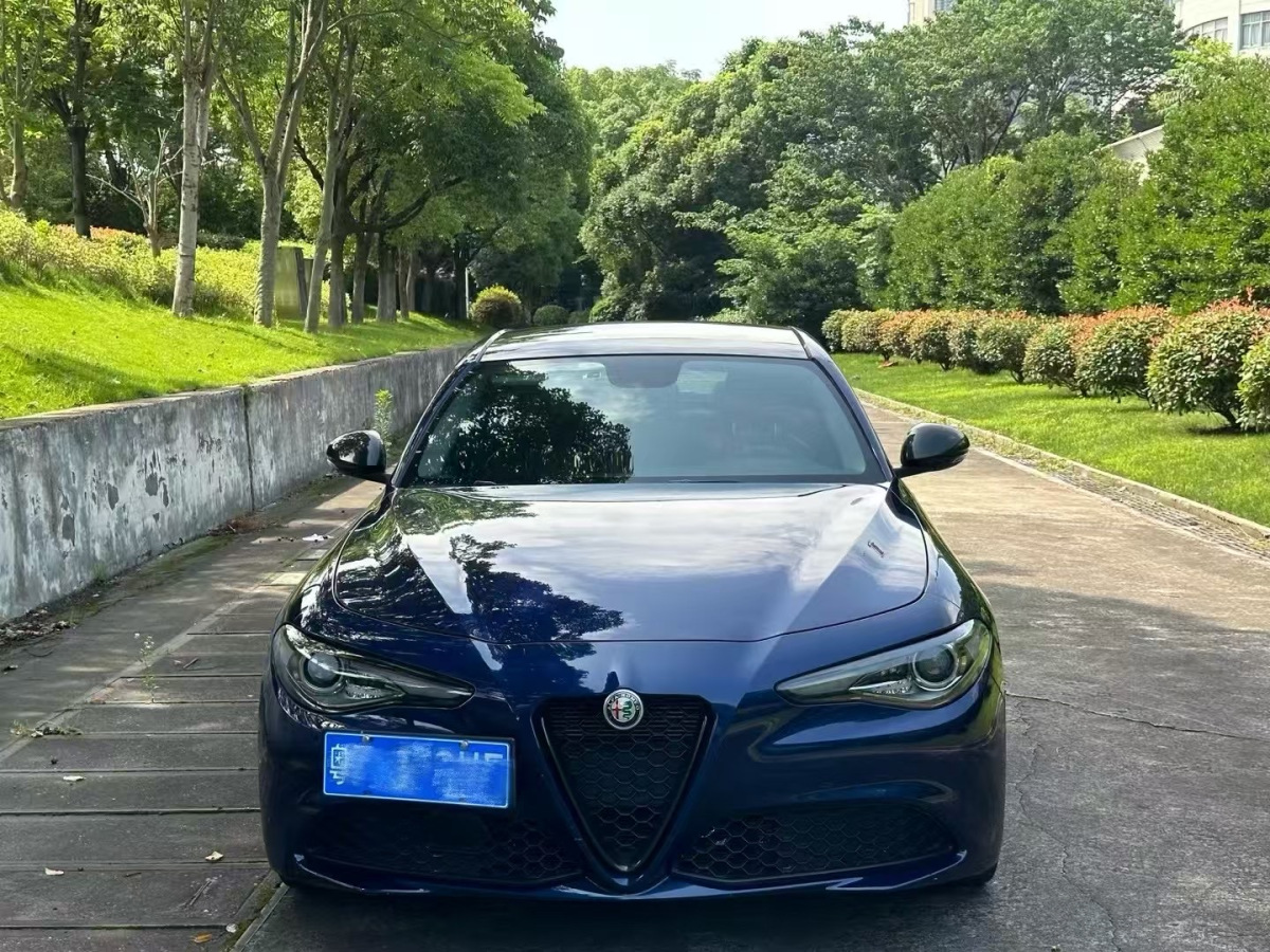 阿尔法罗密欧Giulia [进口] 2021款 2.0T 自动 280HP豪华版价格0万