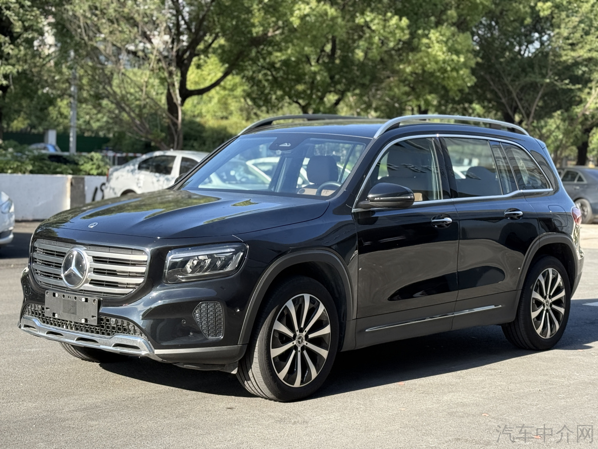 奔驰GLB GLB220 2024款 2.0T 自动 时尚型 价格0万