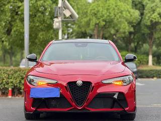 阿尔法罗密欧Giulia 2.0T 