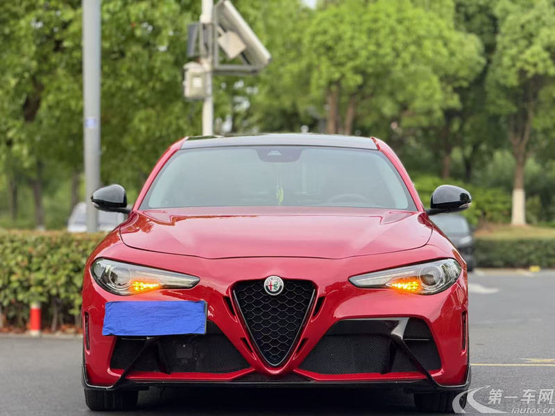【徐州二手阿尔法罗密欧Giulia】阿尔法罗密欧Giulia [进口] 2020款 2.0T 自动 黯夜魅影限量版