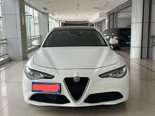 阿尔法罗密欧Giulia 2.0T 