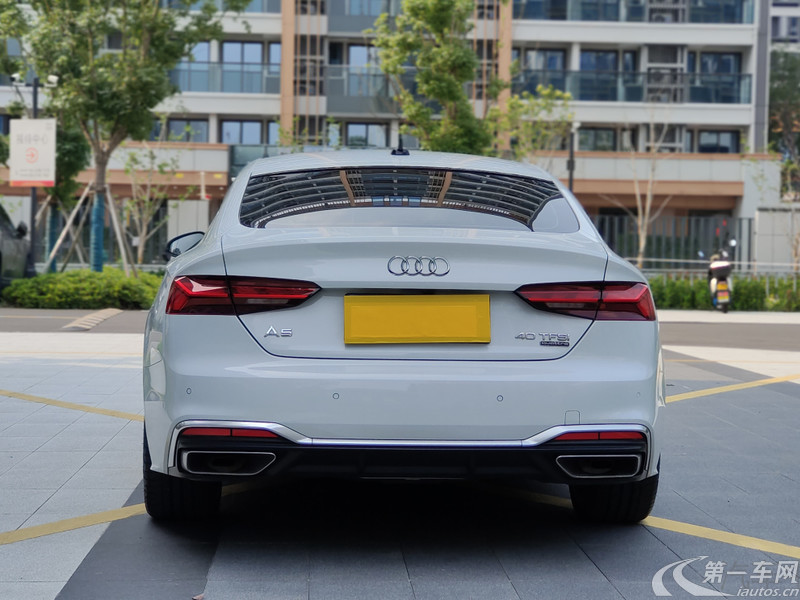 奥迪A5掀背 40TFSI 2023款 2.0T 自动 四驱 豪华动感型 