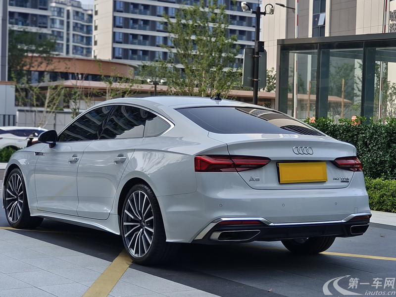 奥迪A5掀背 40TFSI 2023款 2.0T 自动 四驱 豪华动感型 