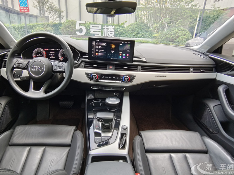 奥迪A5掀背 40TFSI 2023款 2.0T 自动 四驱 豪华动感型 