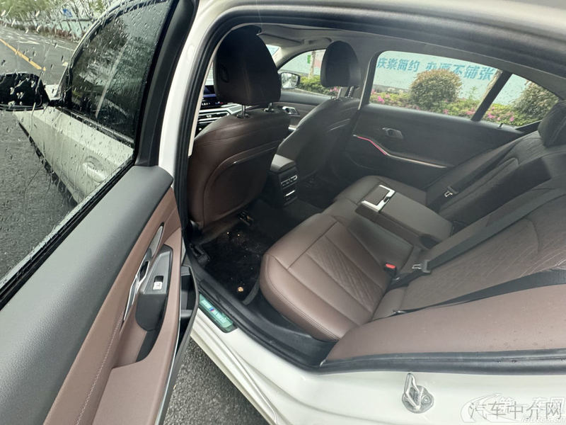 宝马3系 325Li 2024款 2.0T 自动 汽油 M运动套装 (国Ⅵ) 