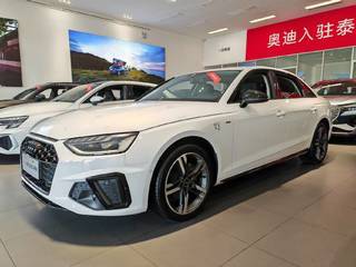 奥迪A4L 40TFSI 2.0T 自动 豪华动感型 