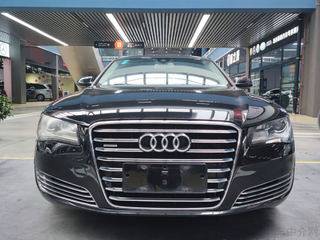 奥迪A8L 45 3.0T 自动 舒适型 