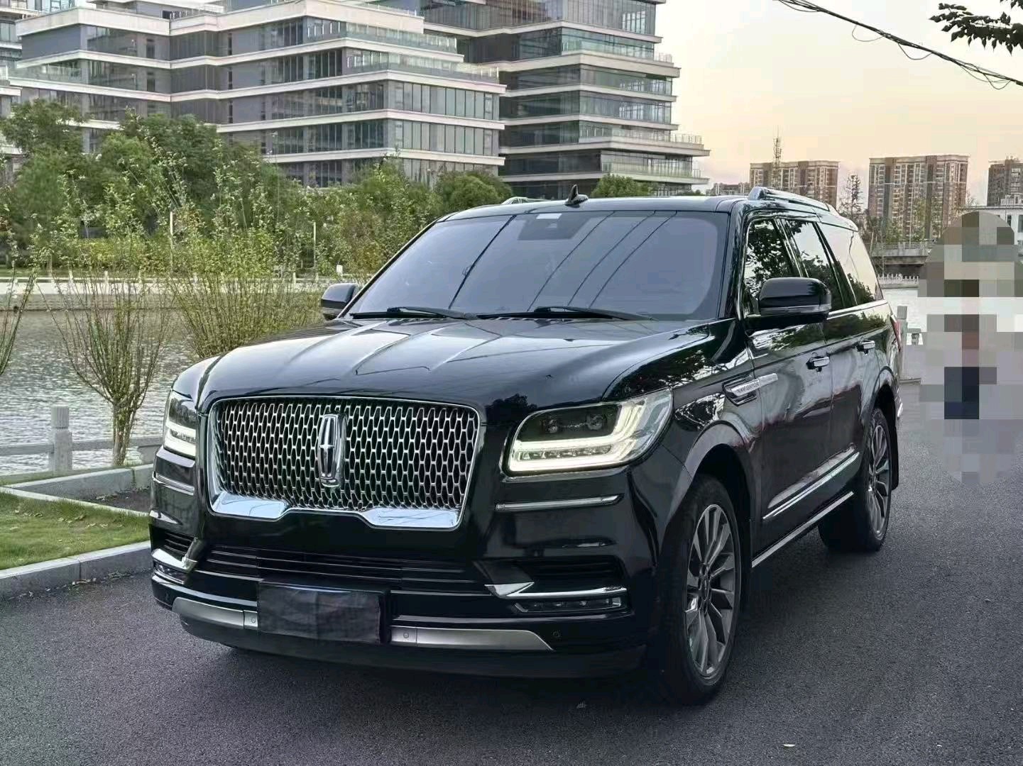 林肯领航员 [进口] 2019款 3.5T 自动 四驱 尊耀版价格0万