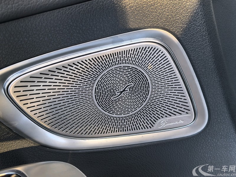 奔驰C级 C260L 2022款 1.5T 自动 皓夜运动版 (国Ⅵ) 