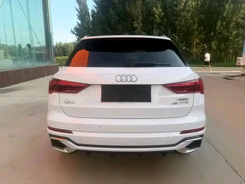 奥迪Q3 35TFSI 2025款 1.5T 自动 前驱 quattro二手车 二手45周年典藏版进取致雅型 价格0万 