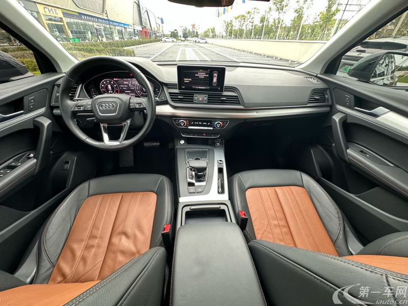奥迪Q5L 40TFSI 2020款 2.0T 自动 荣享时尚型 (国Ⅵ) 