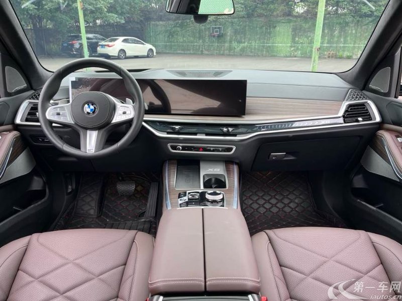 宝马X5 xDrive40Li 2024款 3.0T 自动 尊享型黑焰限量版 (国Ⅵ) 