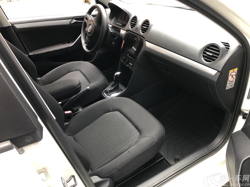大众捷达 2013款 1.6L 自动 汽油 舒适型 (国Ⅳ) 