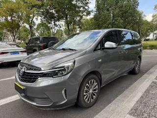 别克GL8 陆上公务舱 2.0T 自动 652T舒适型 