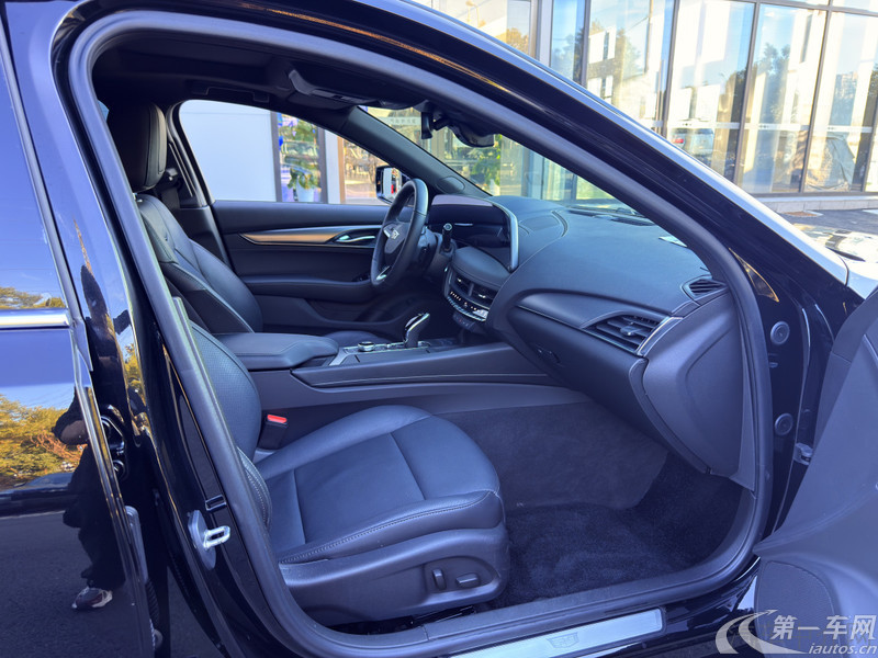 凯迪拉克CT5 2024款 2.0T 自动 28T铂金型 (国Ⅵ) 