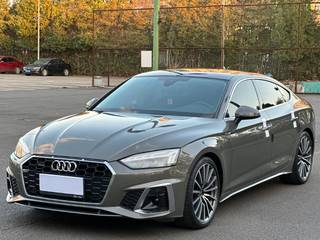 奥迪A5掀背 2.0T 