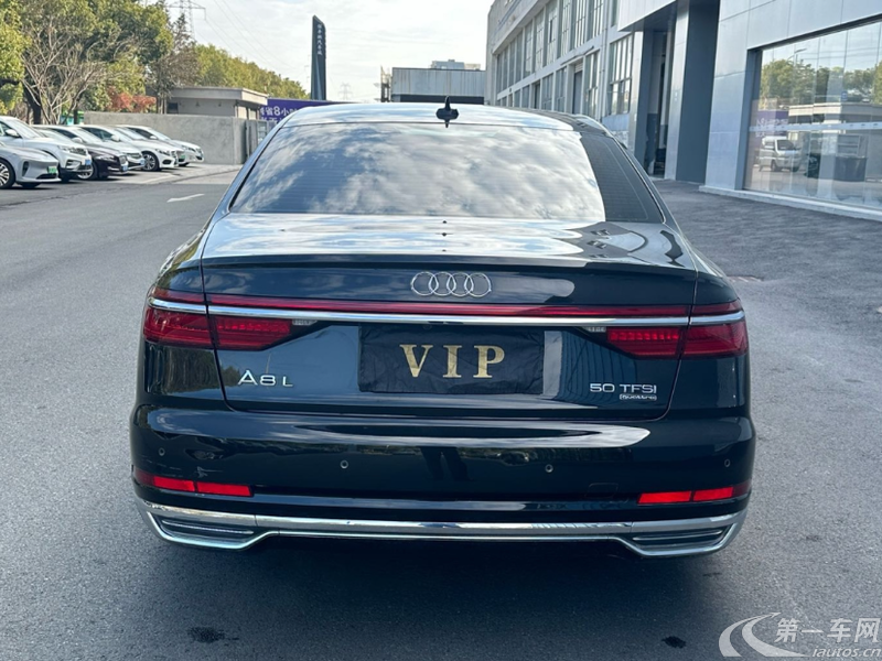 奥迪A8L 50 2019款 3.0T 自动 四驱 豪华型 