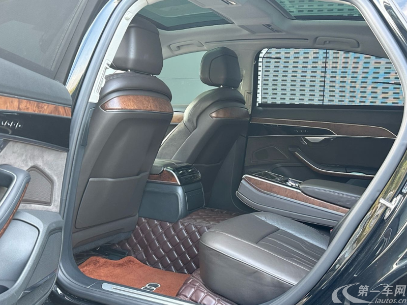 奥迪A8L 50 2019款 3.0T 自动 四驱 豪华型 