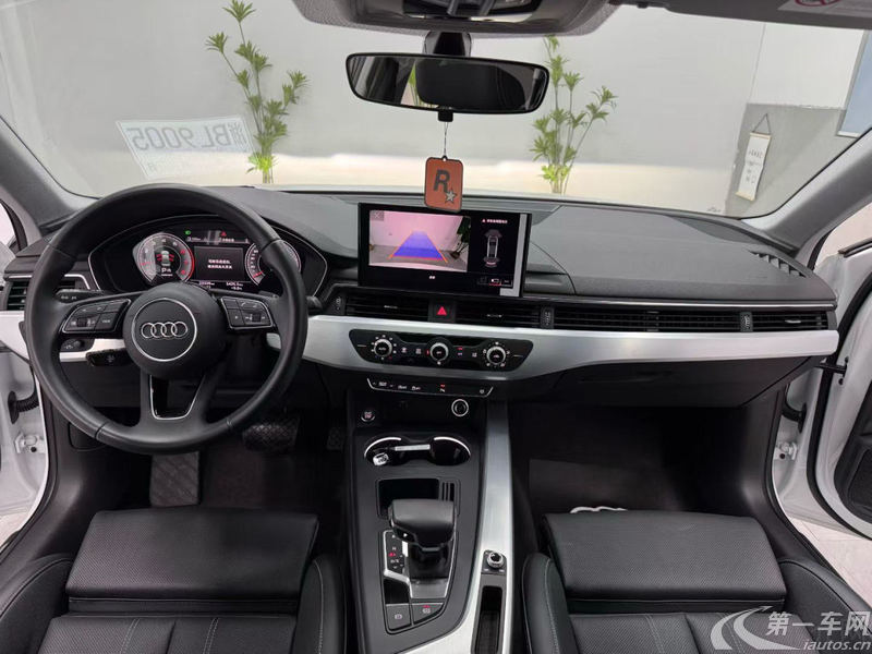 奥迪A4L 40TFSI 2024款 2.0T 自动 前驱 时尚动感型 (国Ⅵ) 
