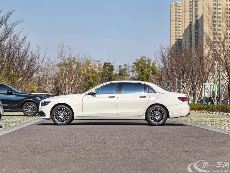 奔驰E级 260L 2023款 2.0T 自动 后驱 (国Ⅵ) 