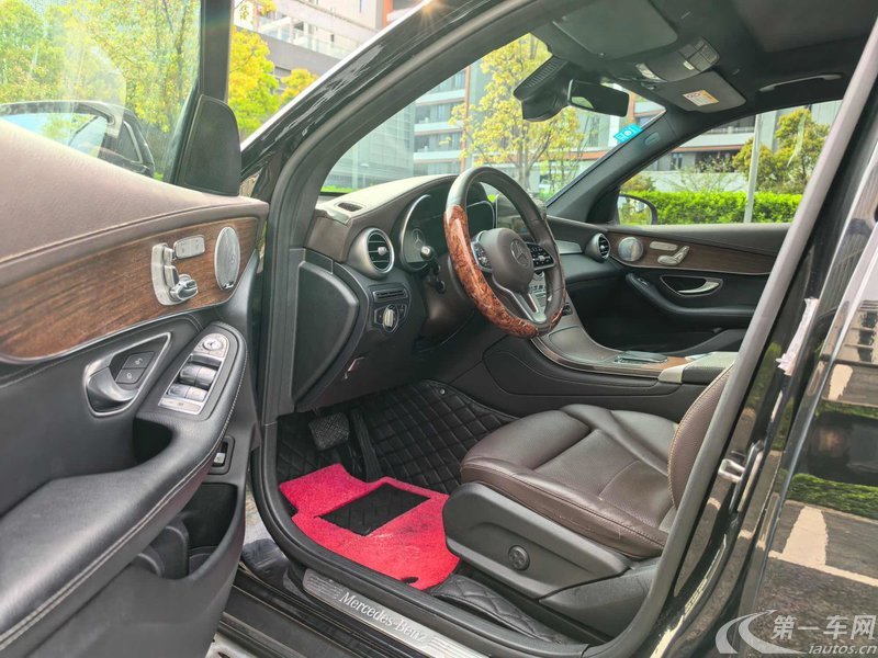 奔驰GLC GLC300L 2020款 2.0T 自动 四驱 5座 豪华型改款 (国Ⅵ) 