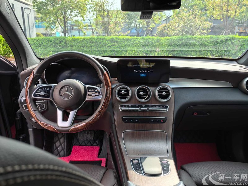 奔驰GLC GLC300L 2020款 2.0T 自动 四驱 5座 豪华型改款 (国Ⅵ) 