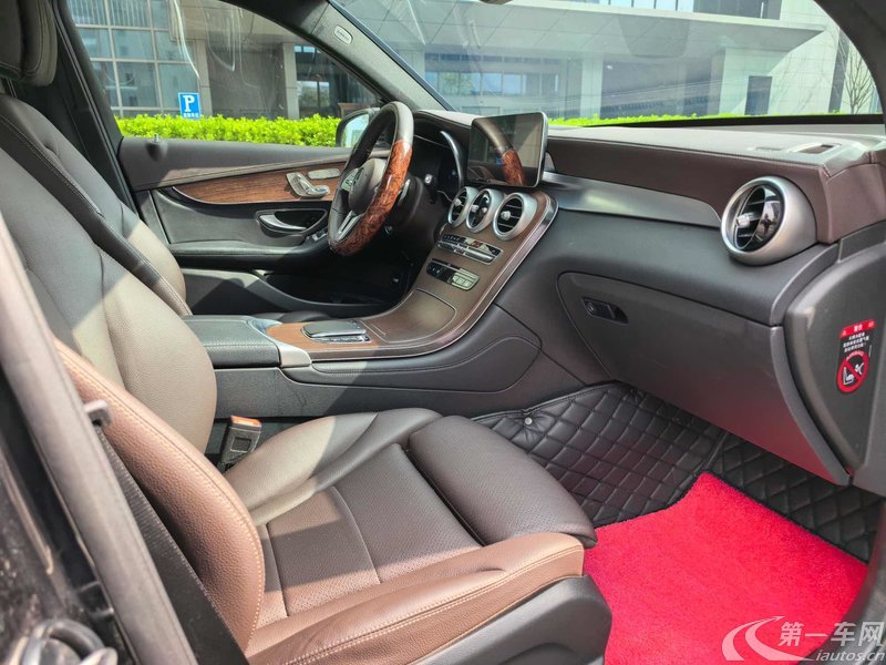 奔驰GLC GLC300L 2020款 2.0T 自动 四驱 5座 豪华型改款 (国Ⅵ) 