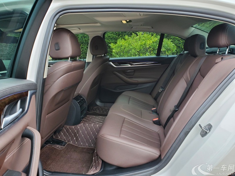 宝马5系 530Li 2019款 2.0T 自动 汽油 xDrive豪华套装改款 (国Ⅵ) 