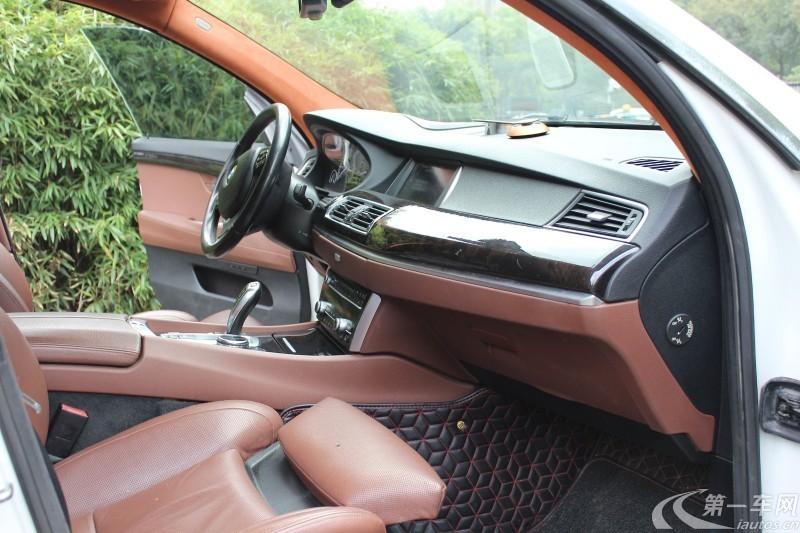 宝马5系GT 535i [进口] 2014款 3.0T 自动 汽油 豪华型 