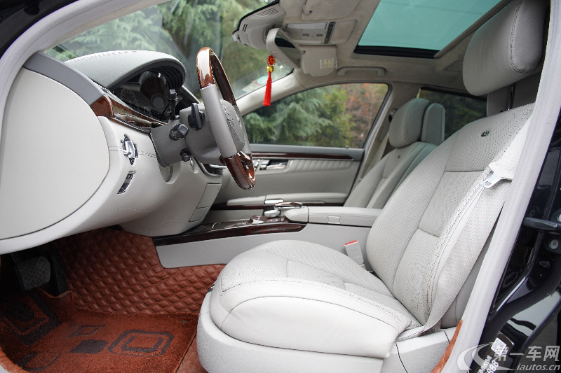 奔驰S级 S600 [进口] 2012款 5.5T 自动 汽油 加长版Grand-Edition 