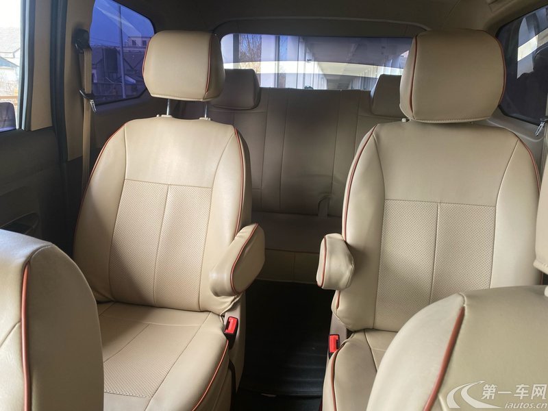 五菱宏光 S 2016款 1.5L 手动 7座 舒适型 