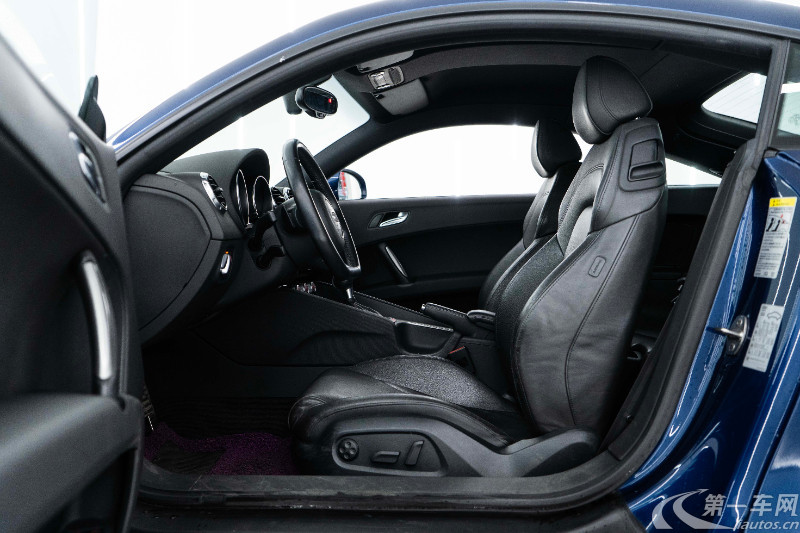 奥迪TT RS [进口] 2012款 2.5T 自动 汽油 Plus 