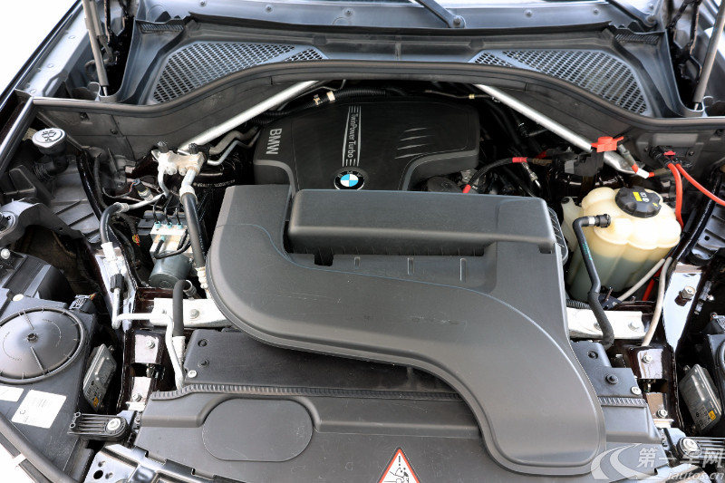 宝马X5 [进口] 2016款 2.0T 自动 四驱 油电混合 运动美规版平行进口 